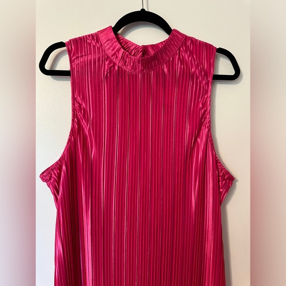 Forever 21+ Hot Pink Pisse Pleated Mock Neck Sleeveless Midi A-line Dress 2X - Picture 8 of 12